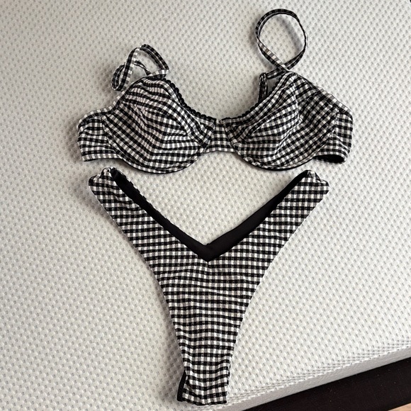 Kulani Kinis Other - Kulani Kinis Sugar Spice Set
